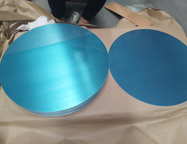 PVC Film Coated Round Aluminium